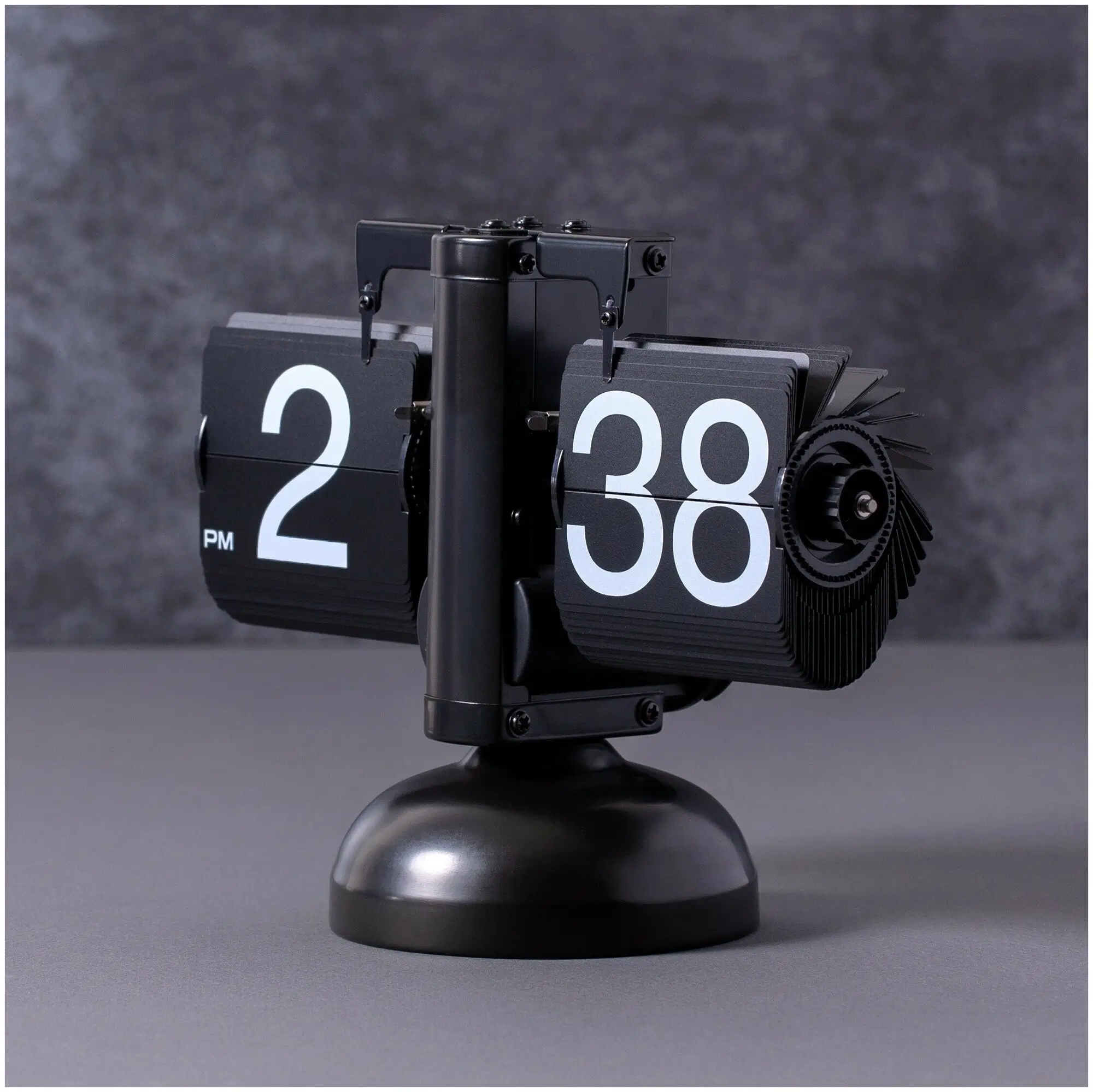 Retrograde Flip Clock